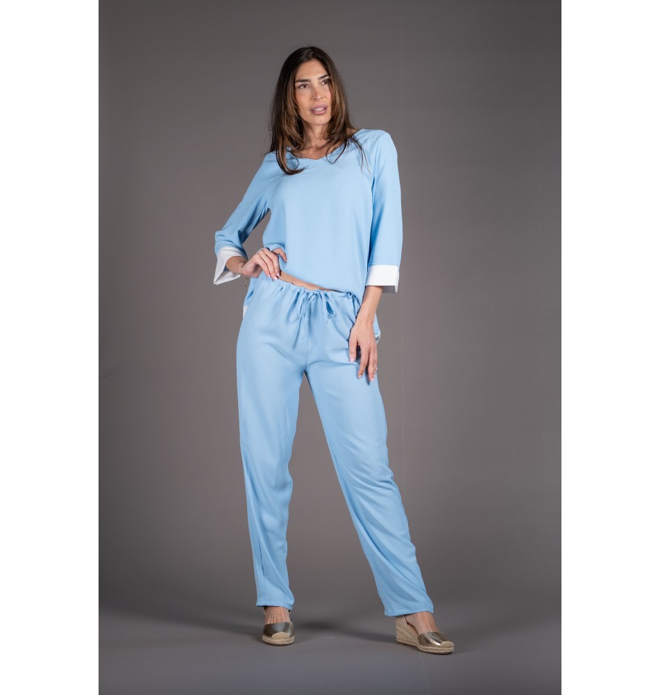 Pantalón con cordón en la cintura azul cielo