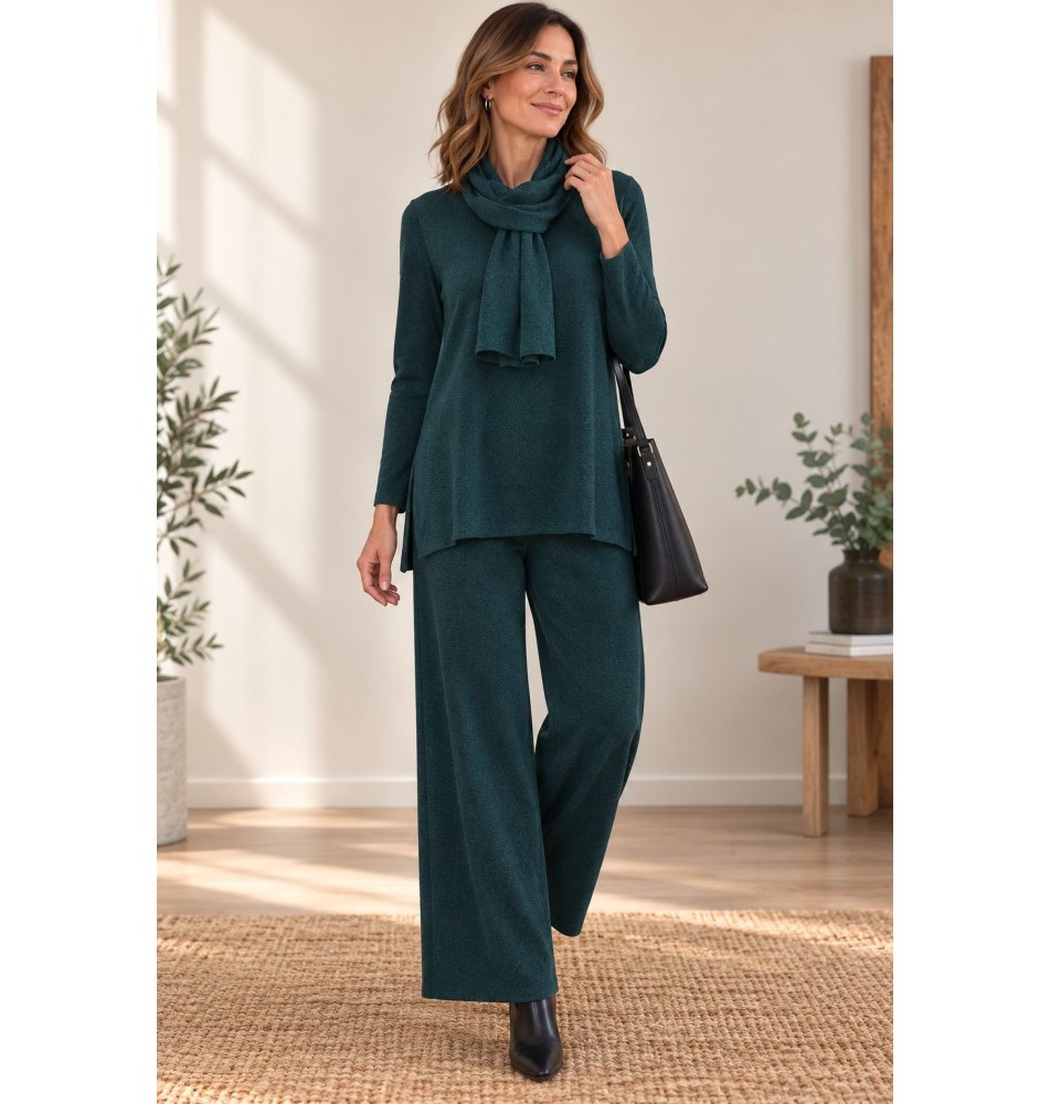 Conjunto de punto con pantalón y bufanda